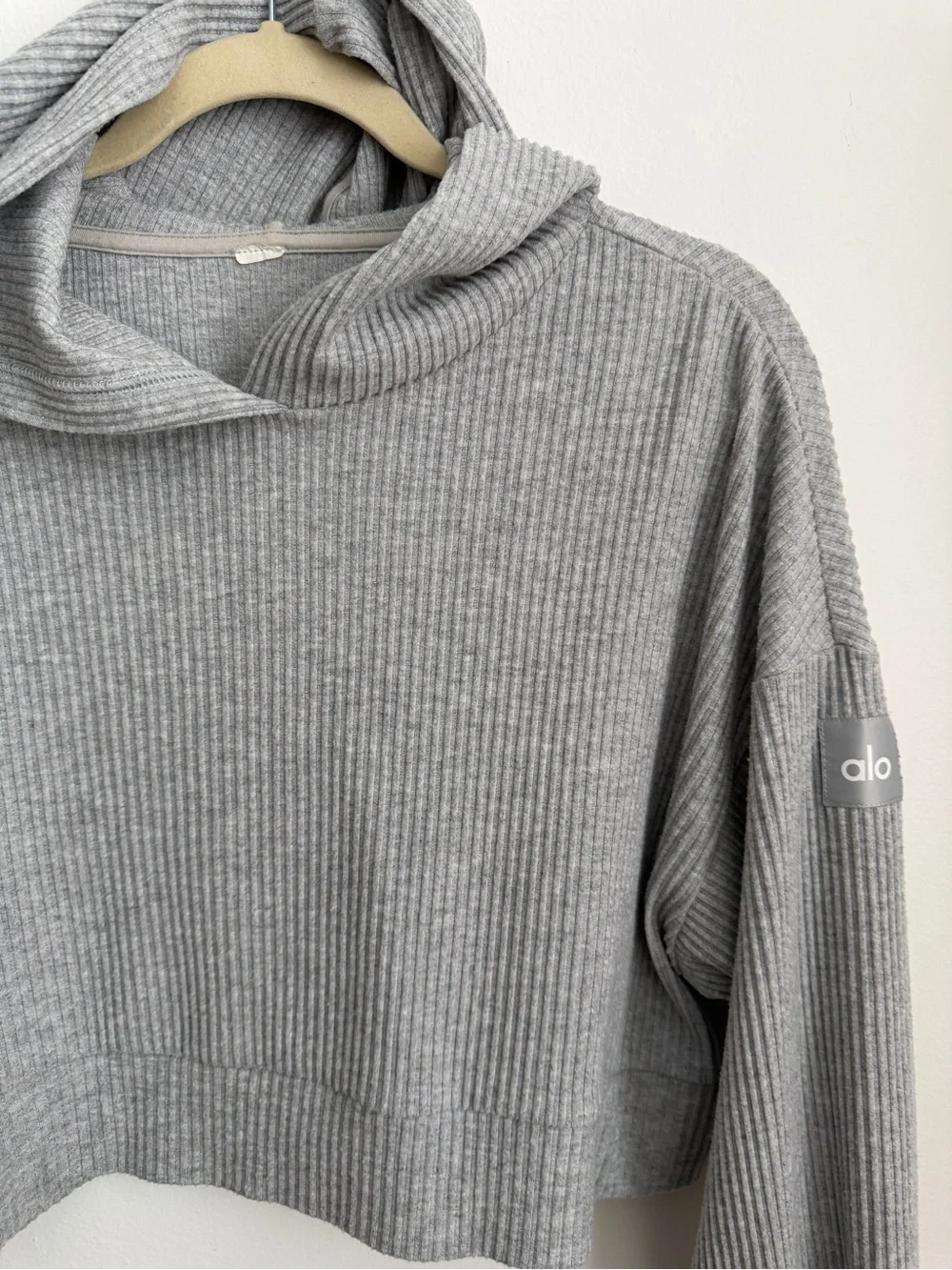 Alo Muse Hoodie in Athletic Heather Grey